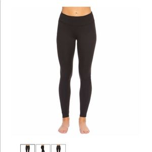 Ladies black leggings
